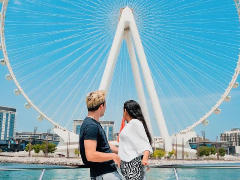 Sharing Yacht Tour Dubai Marina