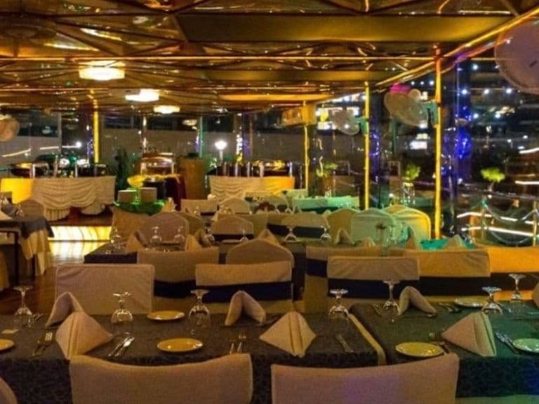 Falcon Oasis Cruise